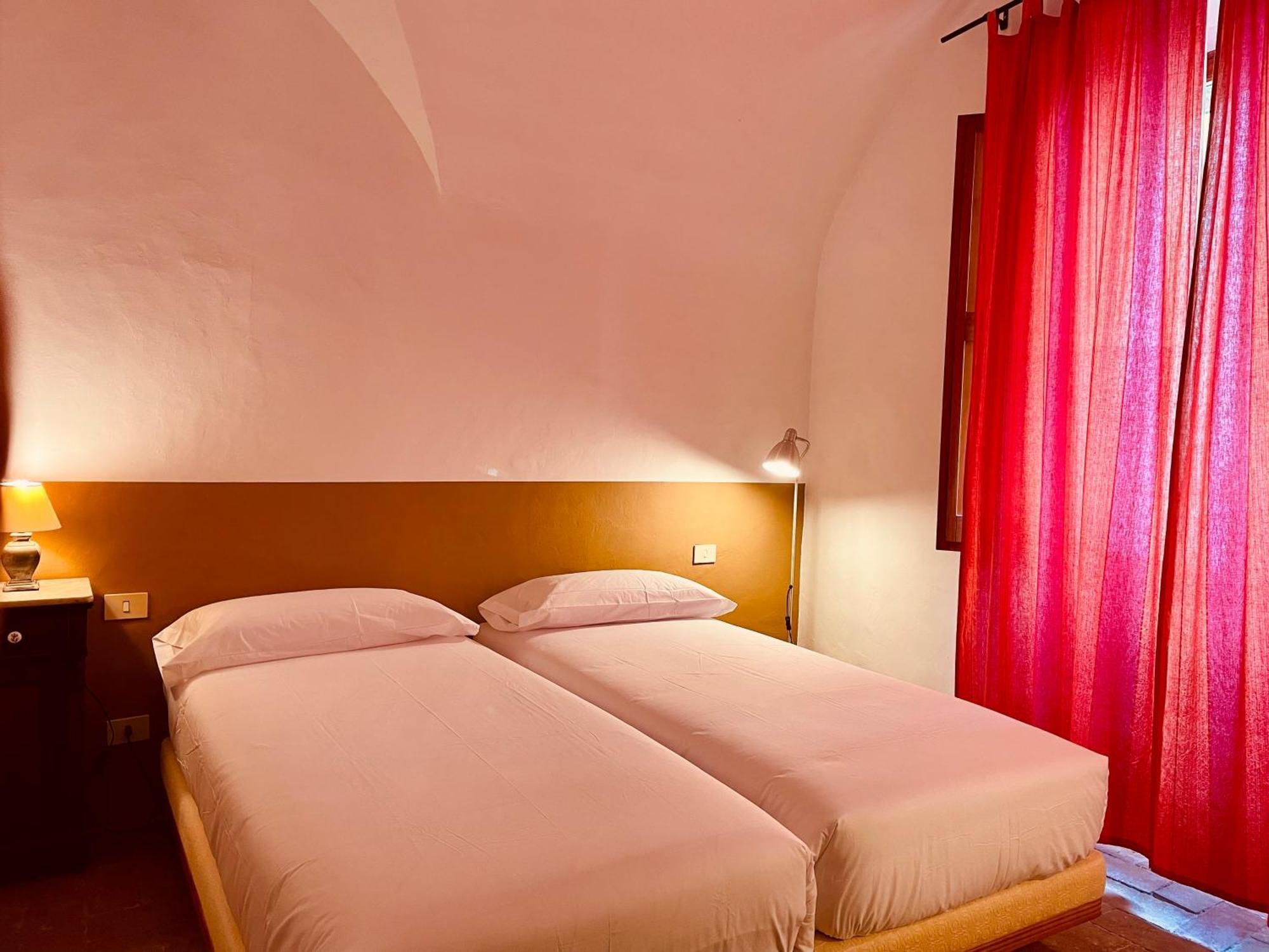 Apartaments Can Gibert Castello  D'Empuries Buitenkant foto