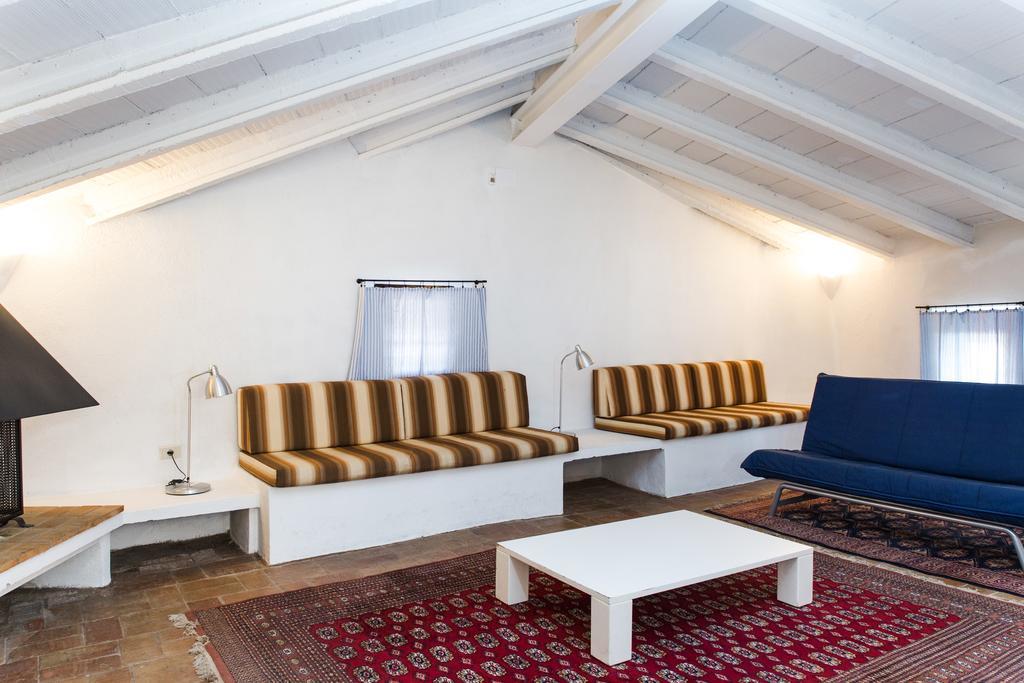 Apartaments Can Gibert Castello  D'Empuries Buitenkant foto
